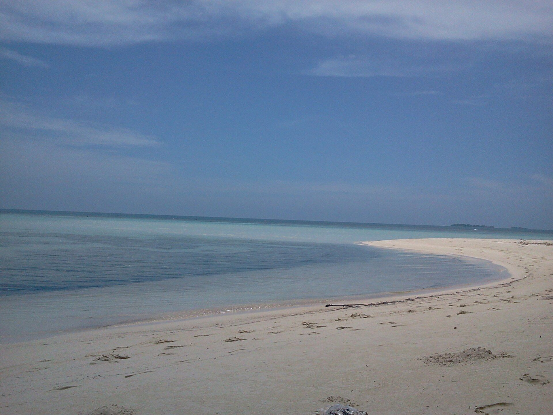 Pulau Cemara Besar di Karimunjawa