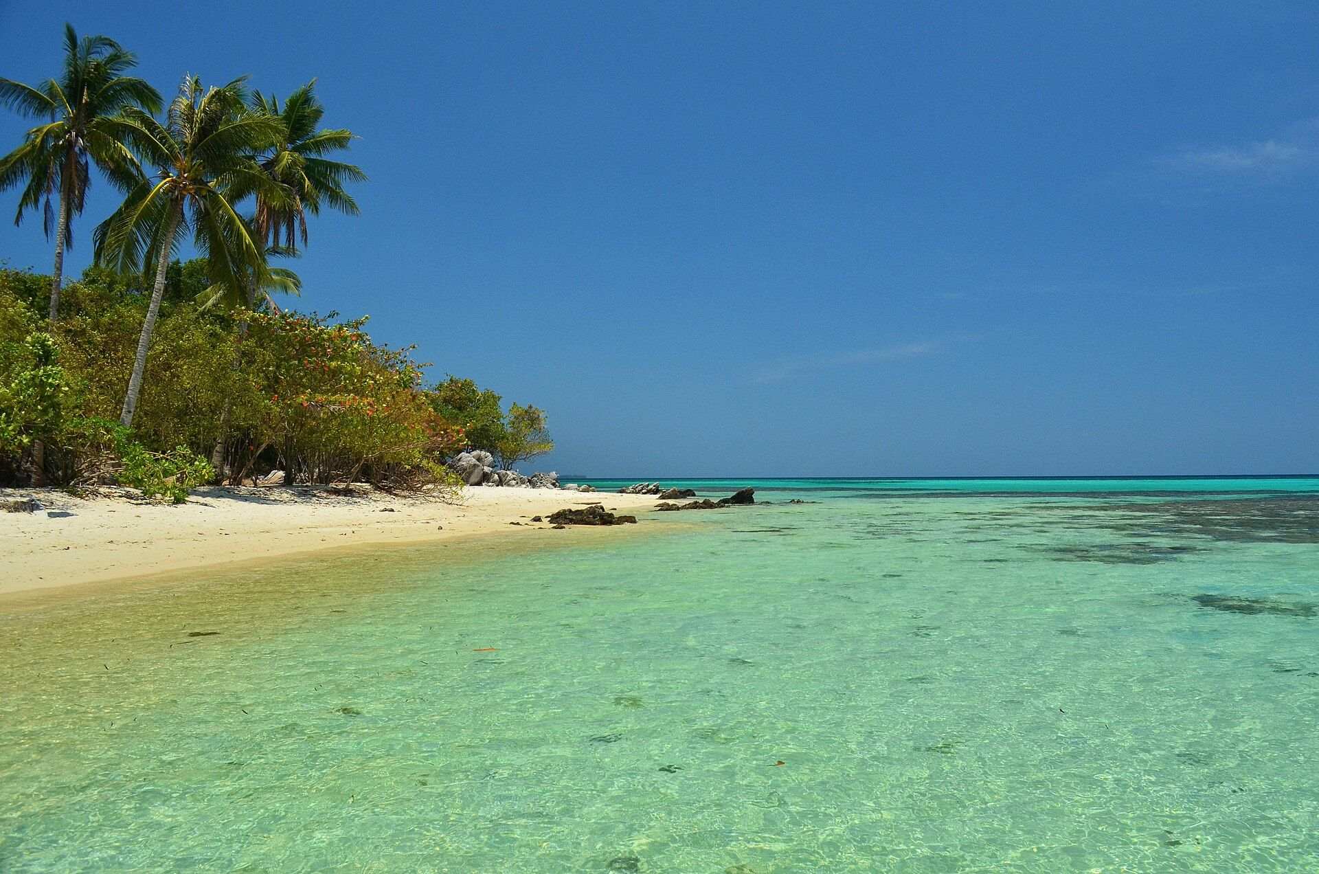 Pantai Tanjung Gelam di Karimunjawa